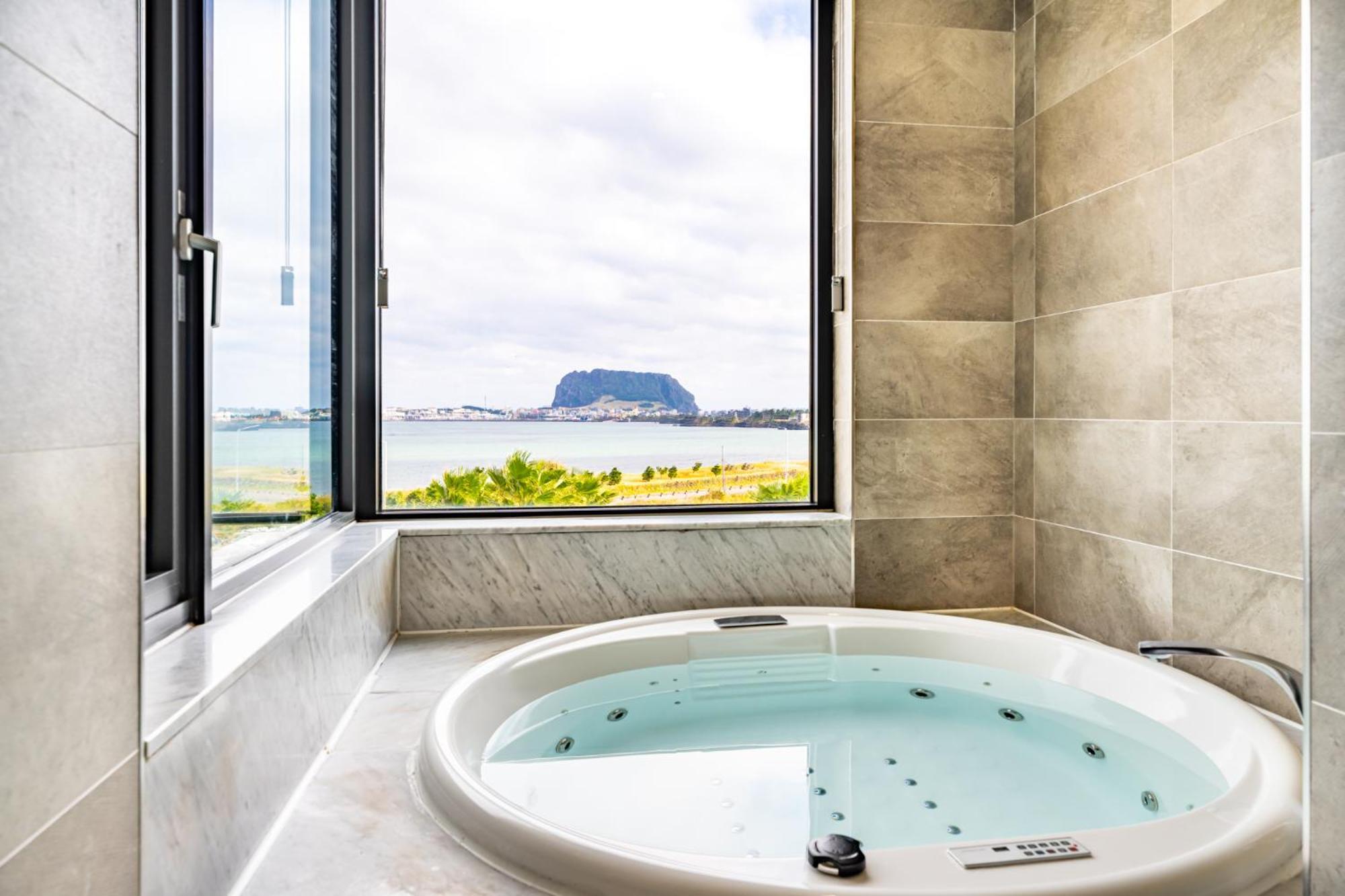 Jeju Attirance Hotel & Poolvilla Seogwipo Exterior foto